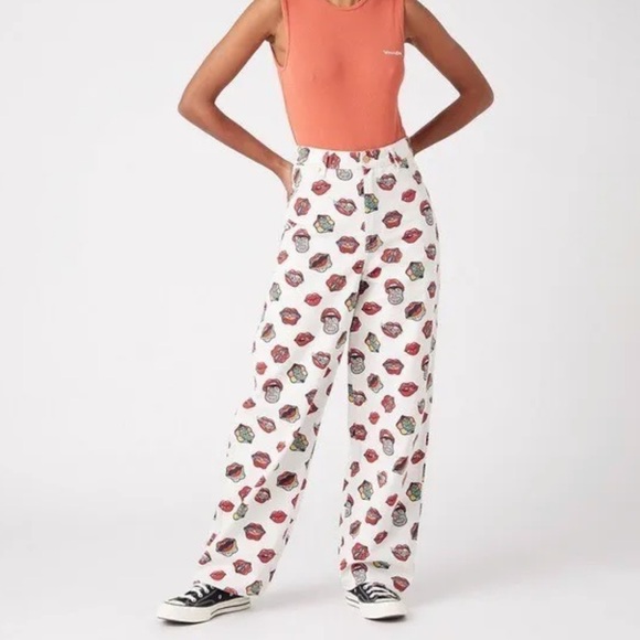 NWT Wrangler Barrel 652 Trouser Jeans Read My Lips Rolling Stones - Picture 6 of 13